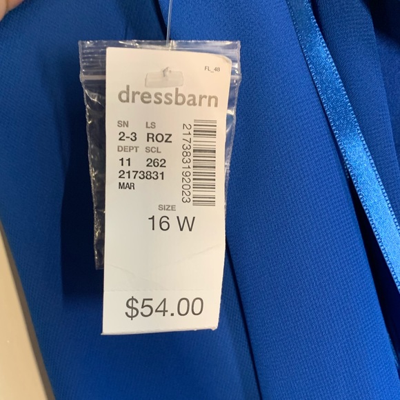 NWT Blue Formal Dress with Keyhole back - Picture 8 of 13